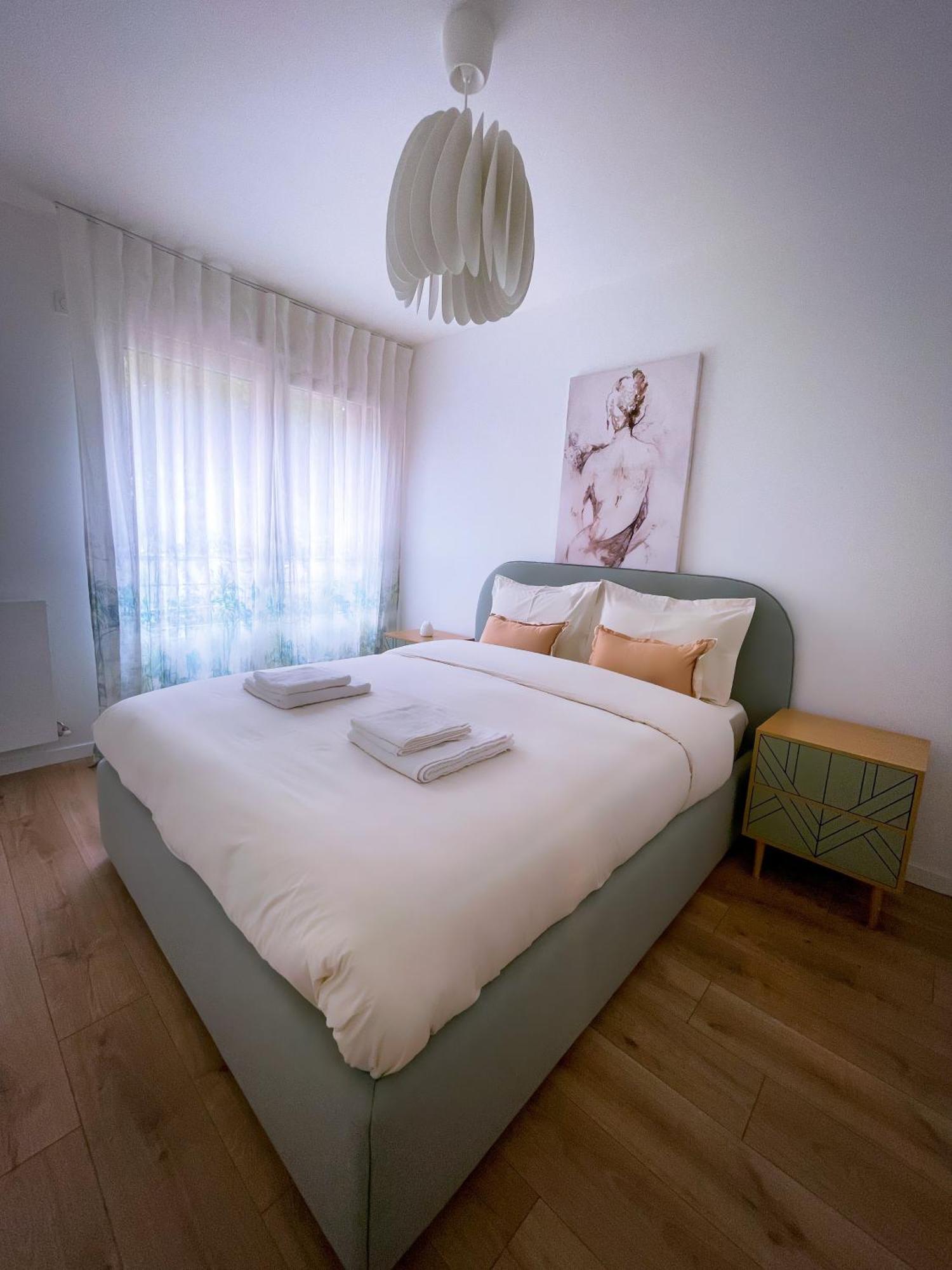 Grand Appartement Кліші Екстер'єр фото